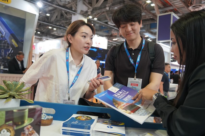 As we approach the end of our first day at Asia Pacific Maritime (APM) Singapore 2026, it has al (1).jpg