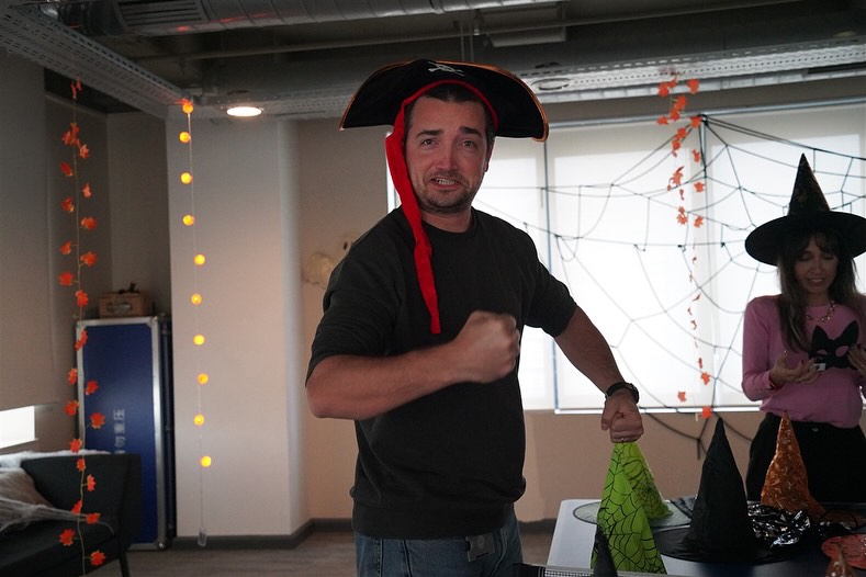 Halloween at AVS Global – Istanbul Office 🎃Once again, our Istanbul offices came alive with Hal (2).jpg