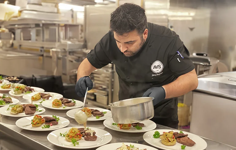Kıyı/Açık Deniz Catering Hizmetleri